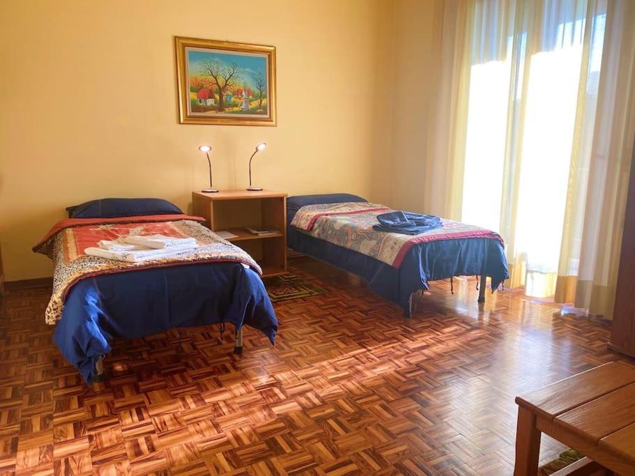 Spacious 3 bdr 2 bath, 5 min from Varese Center photo 4