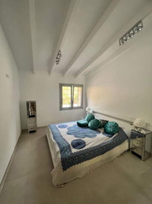 Exklusive moderne Finca mit Pool