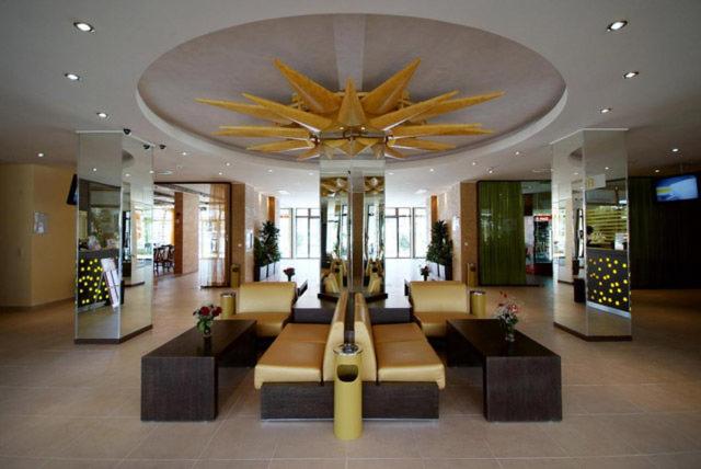 Apartment Hany - 3 pools, SPA, gym, playgrounds