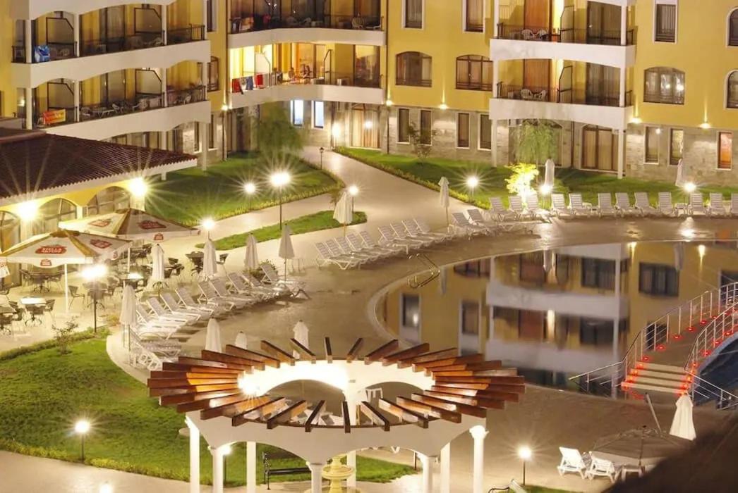 Apartment Hany - 3 pools, SPA, gym, playgrounds
