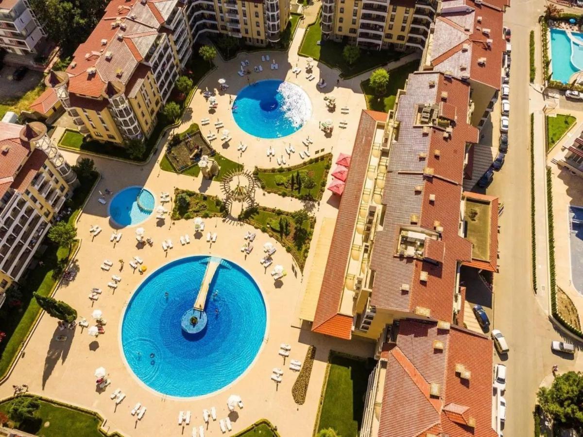 Apartment Hany - 3 pools, SPA, gym, playgrounds