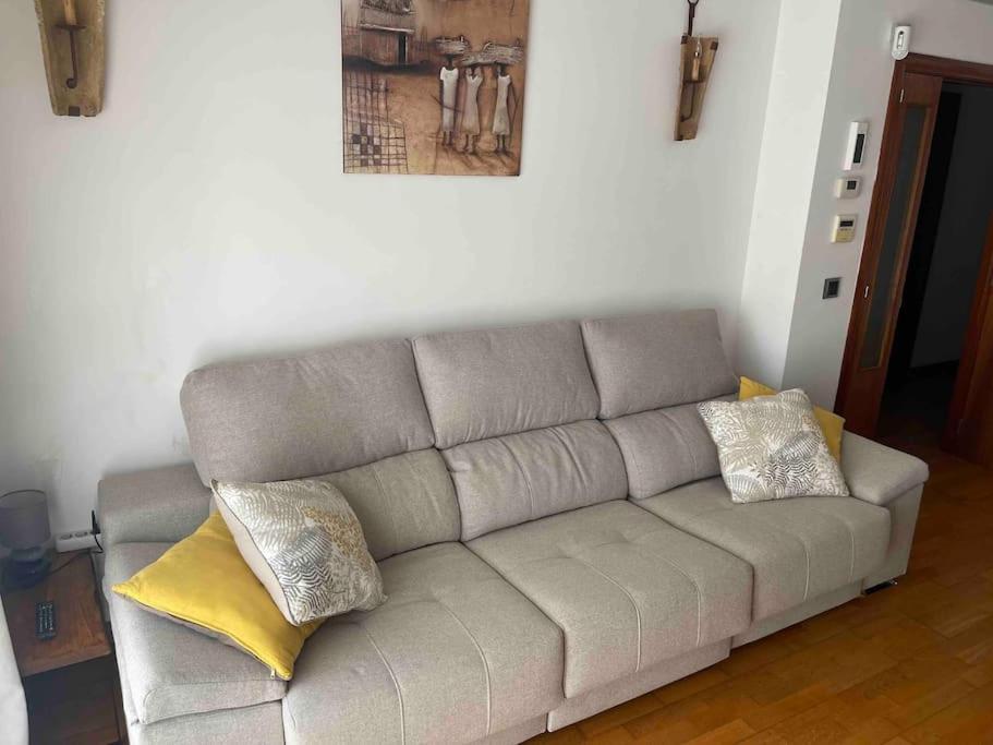 Apartamento 6 personas con piscina y parquing