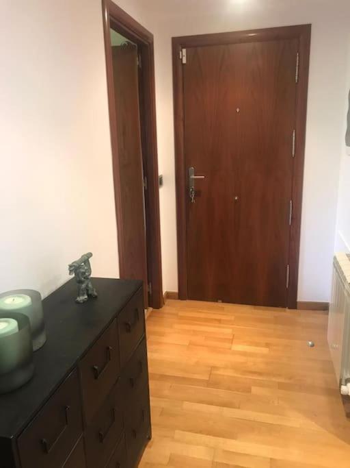 Apartamento 6 personas con piscina y parquing