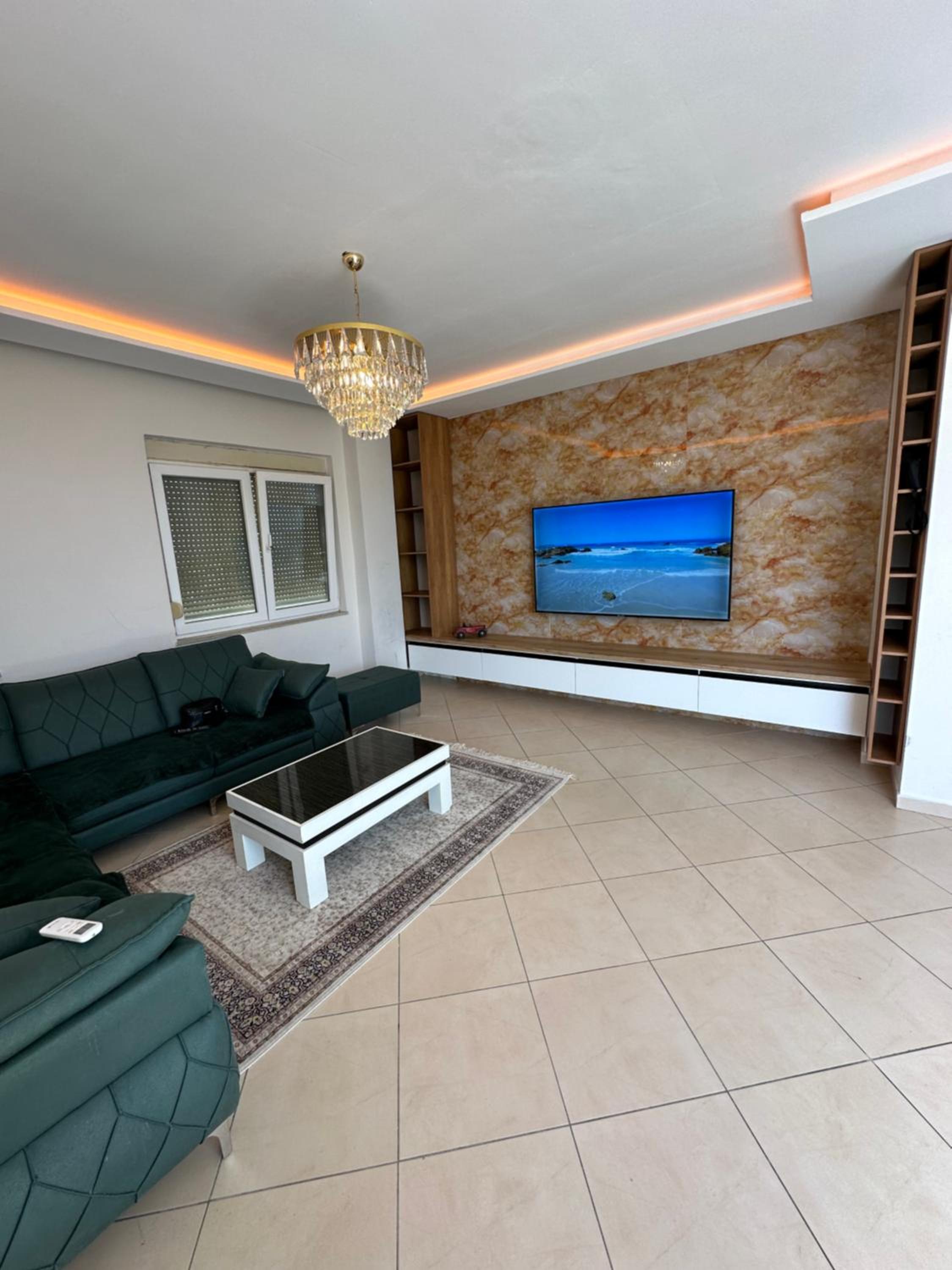 Monach Apartment