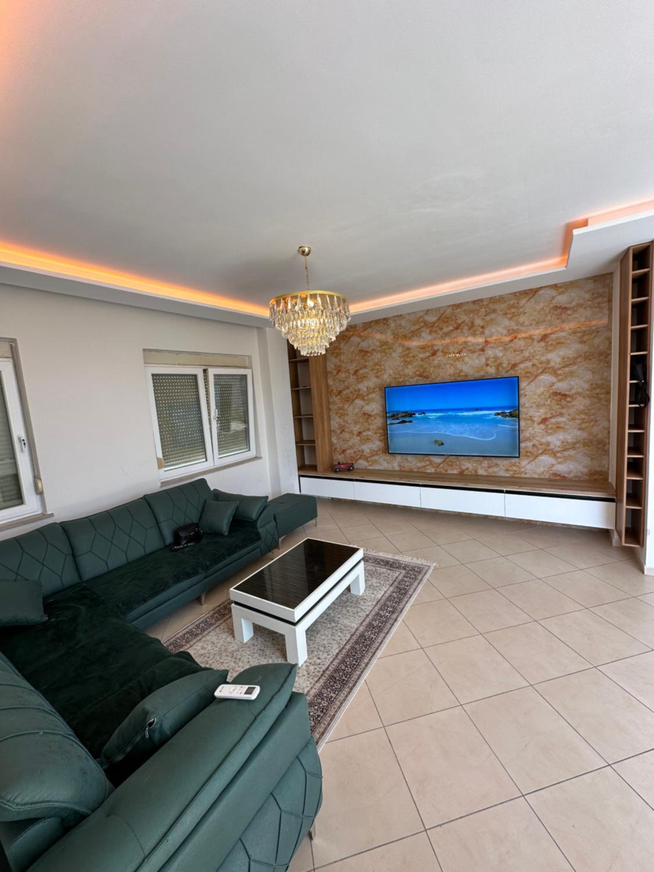 Monach Apartment