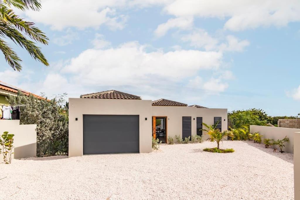 Villa Janssen with private pool, Jan Thiel 6p