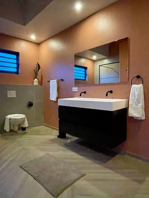 Villa Janssen with private pool, Jan Thiel 6p