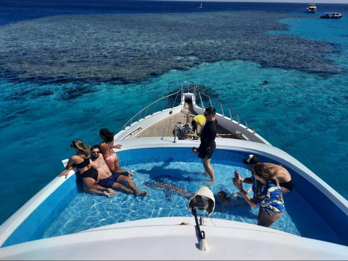 Private boat rental