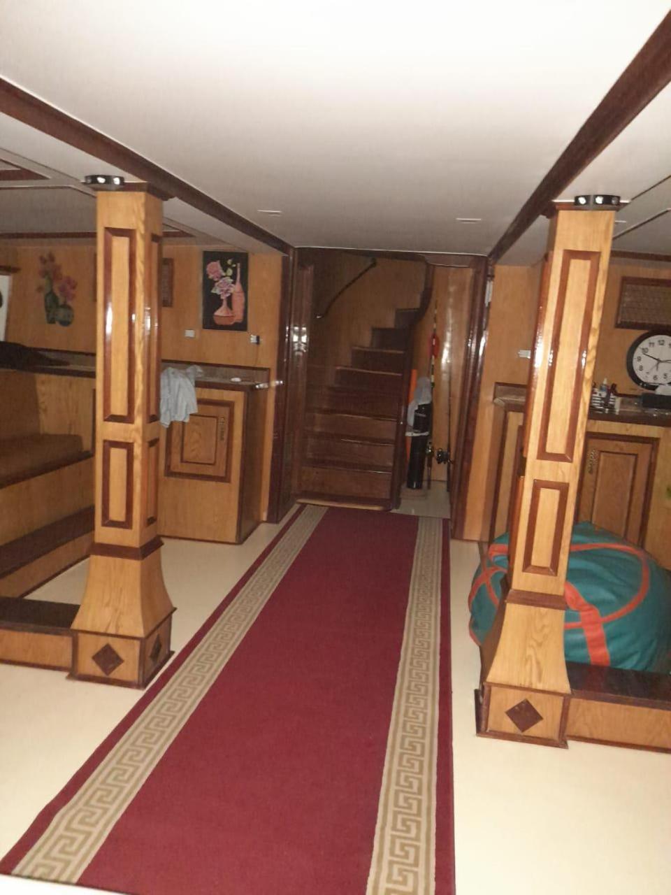 Private boat rental