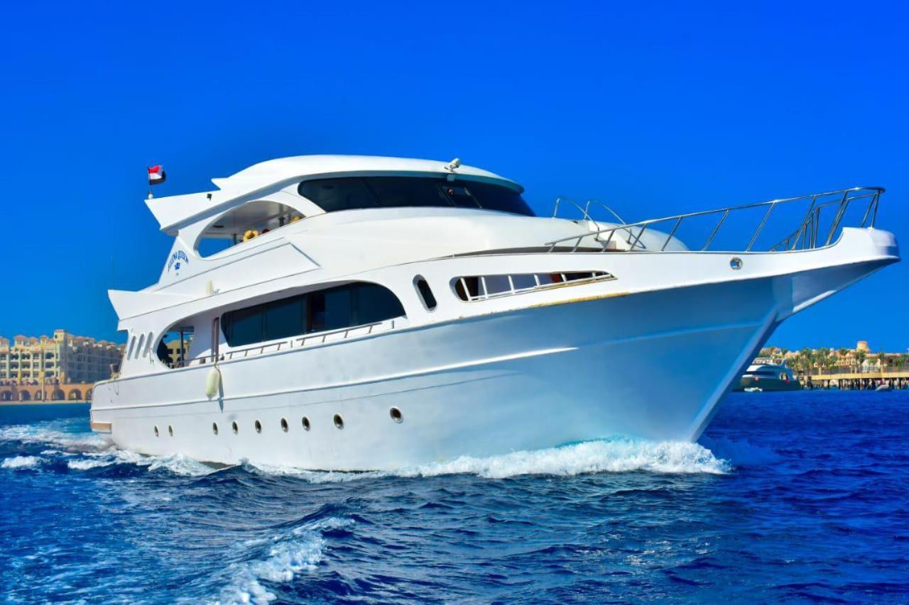 Private boat rental