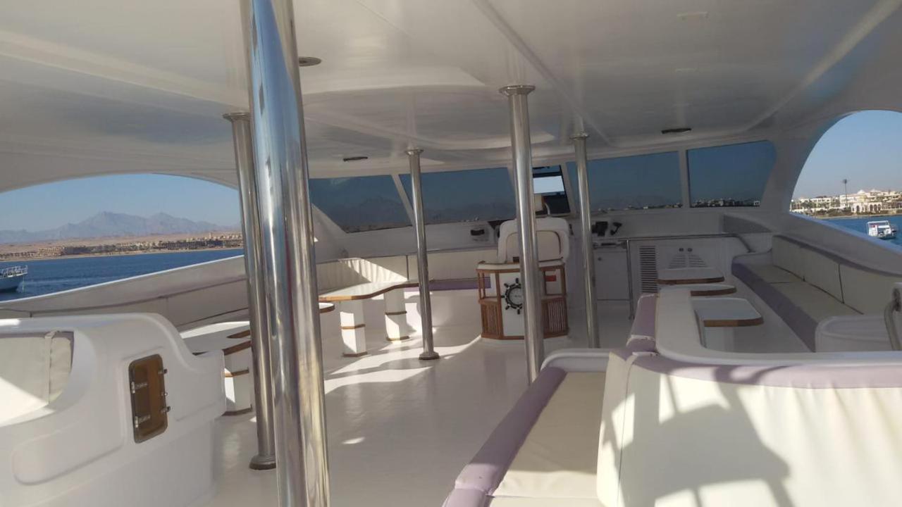 Private boat rental