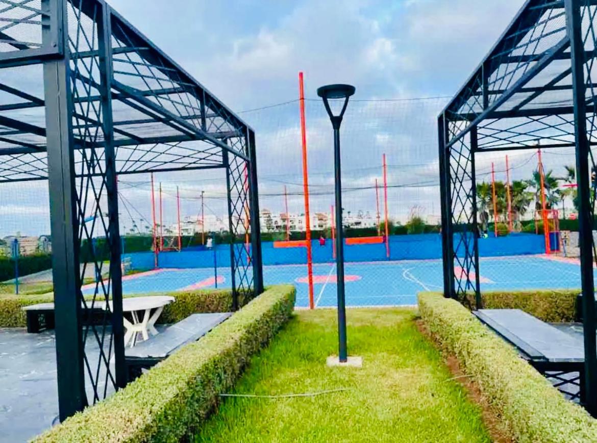 Appartement de 150 m2 en front de mer avec 6 piscines view 5