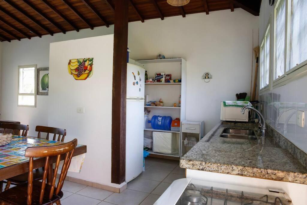 Casa em condominio familiar em Ilha Bela-SP