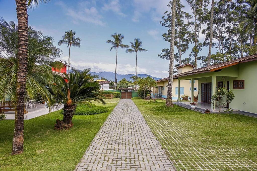 Casa em condominio familiar em Ilha Bela-SP