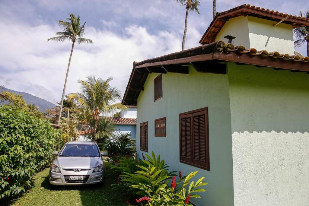Casa em condominio familiar em Ilha Bela-SP