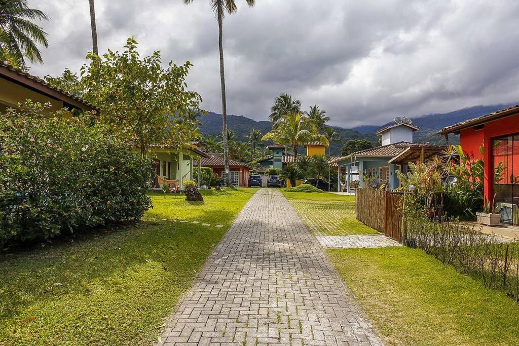 Casa em condominio familiar em Ilha Bela-SP