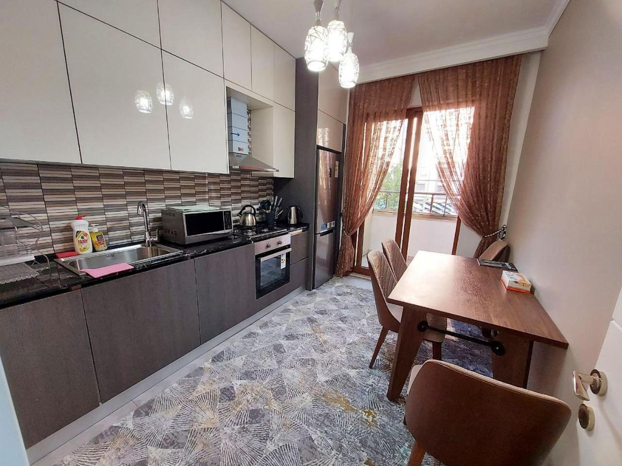 Afsona Apartment