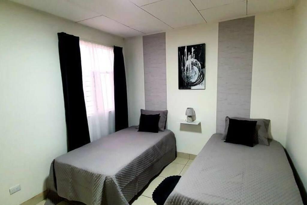 Apartamento VillaRegis 2, Zapote, San Jose
