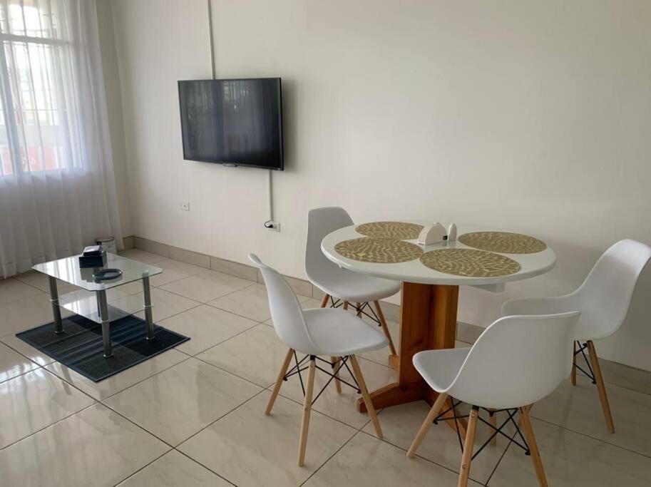 Apartamento VillaRegis 2, Zapote, San Jose