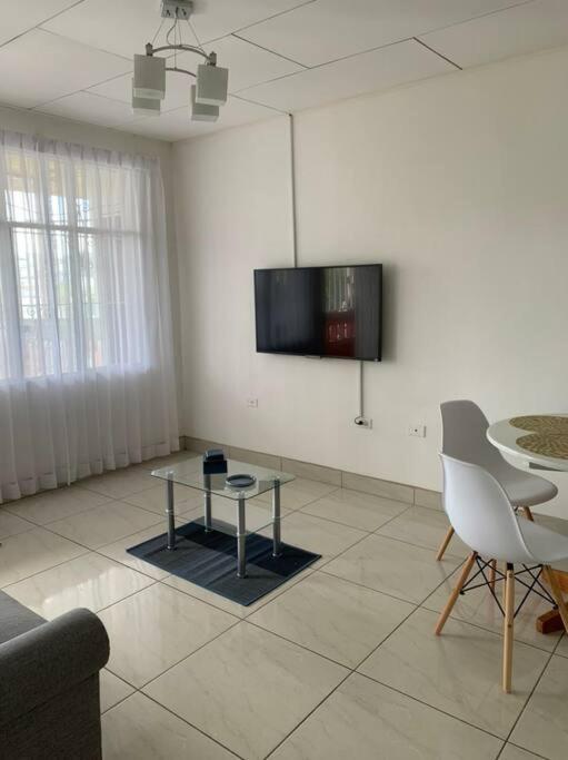 Apartamento VillaRegis 2, Zapote, San Jose