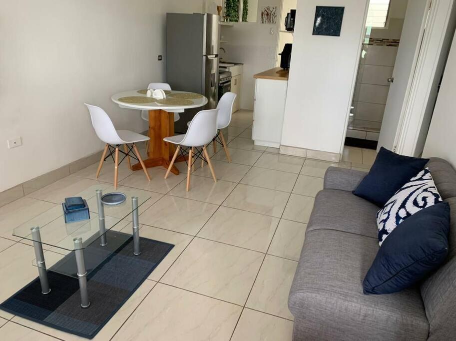 Apartamento VillaRegis 2, Zapote, San Jose