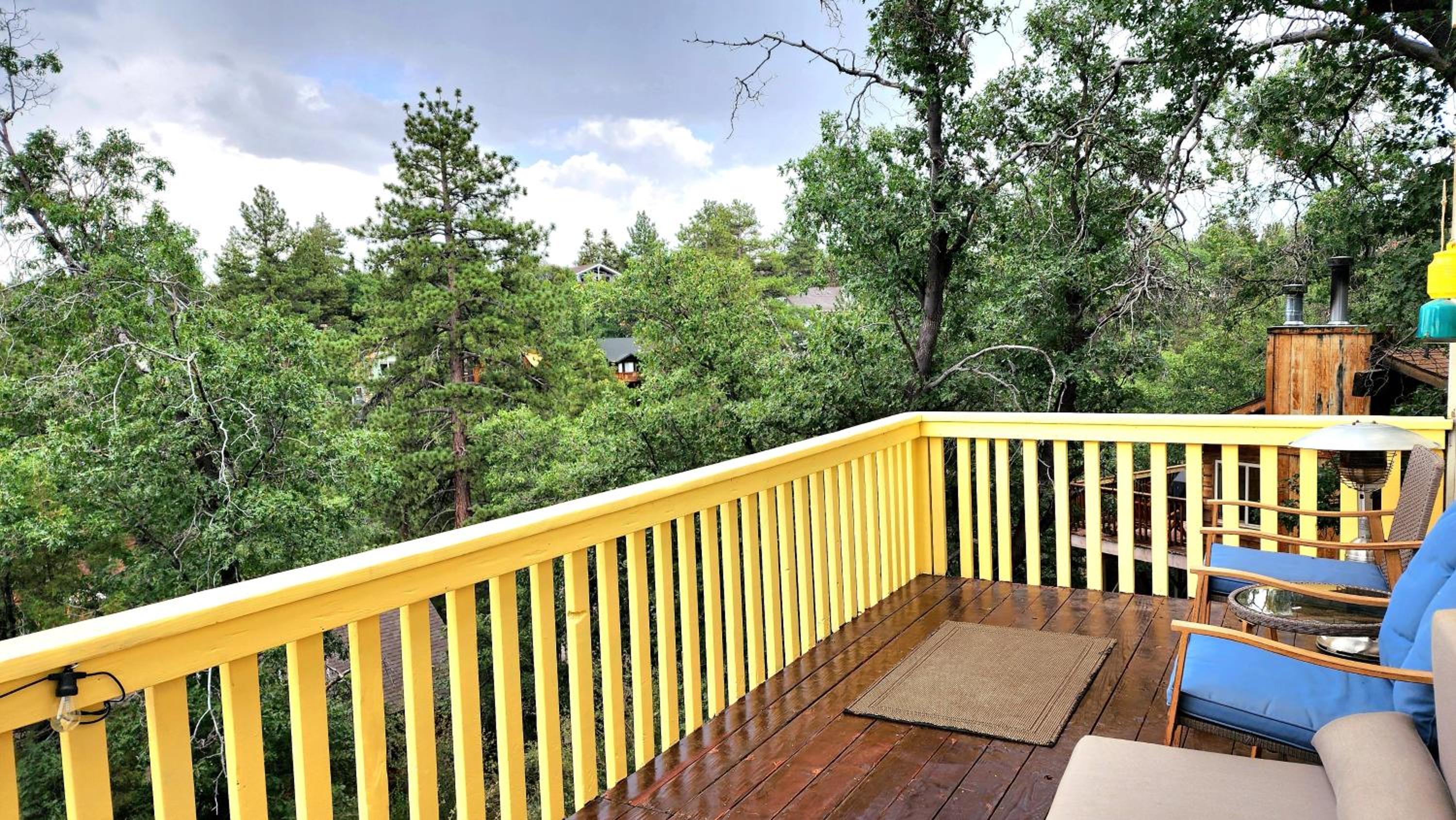 Cozy Moon Cabin view 3