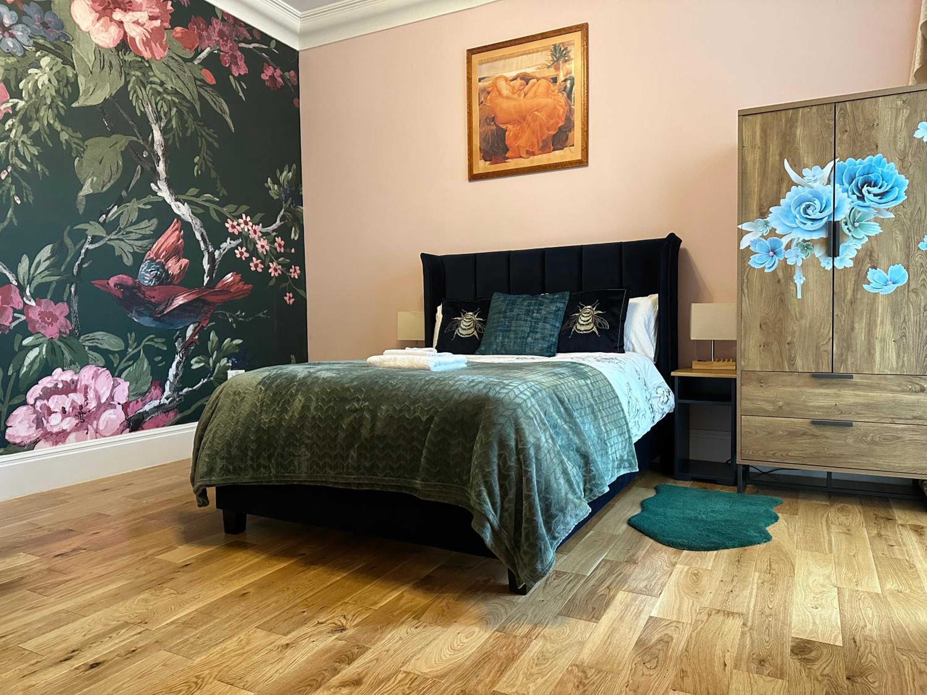 Hotel Rosie Cosy House Cricklewood - Image 1