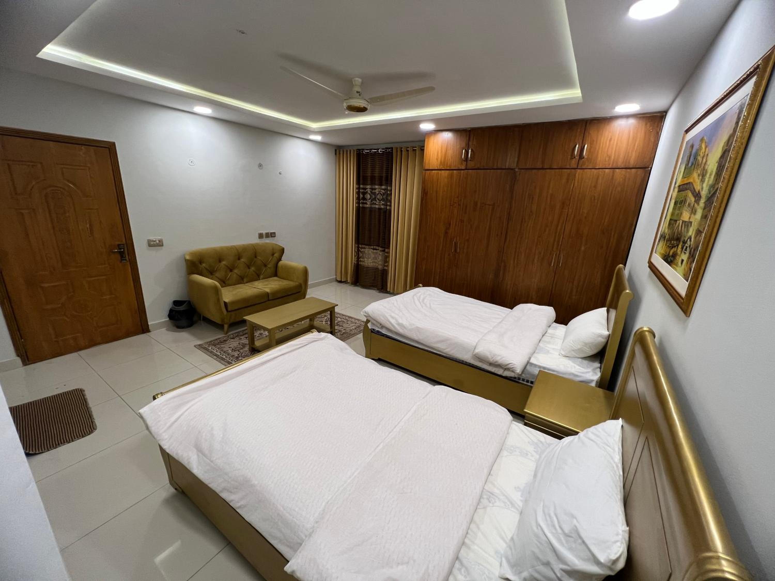 Urban Escape 2 Bedroom AQZ Apartments view 5