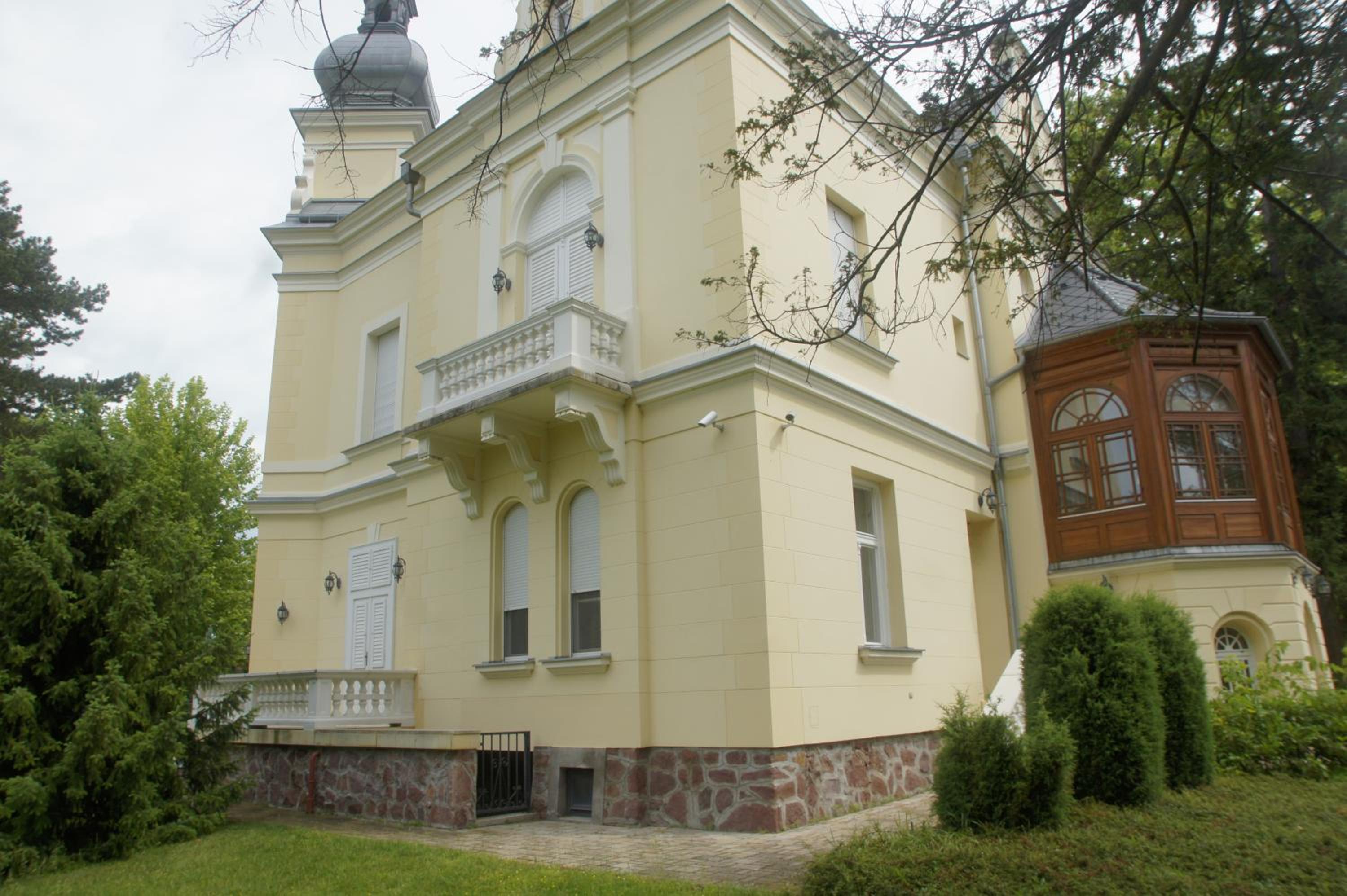Photo 64