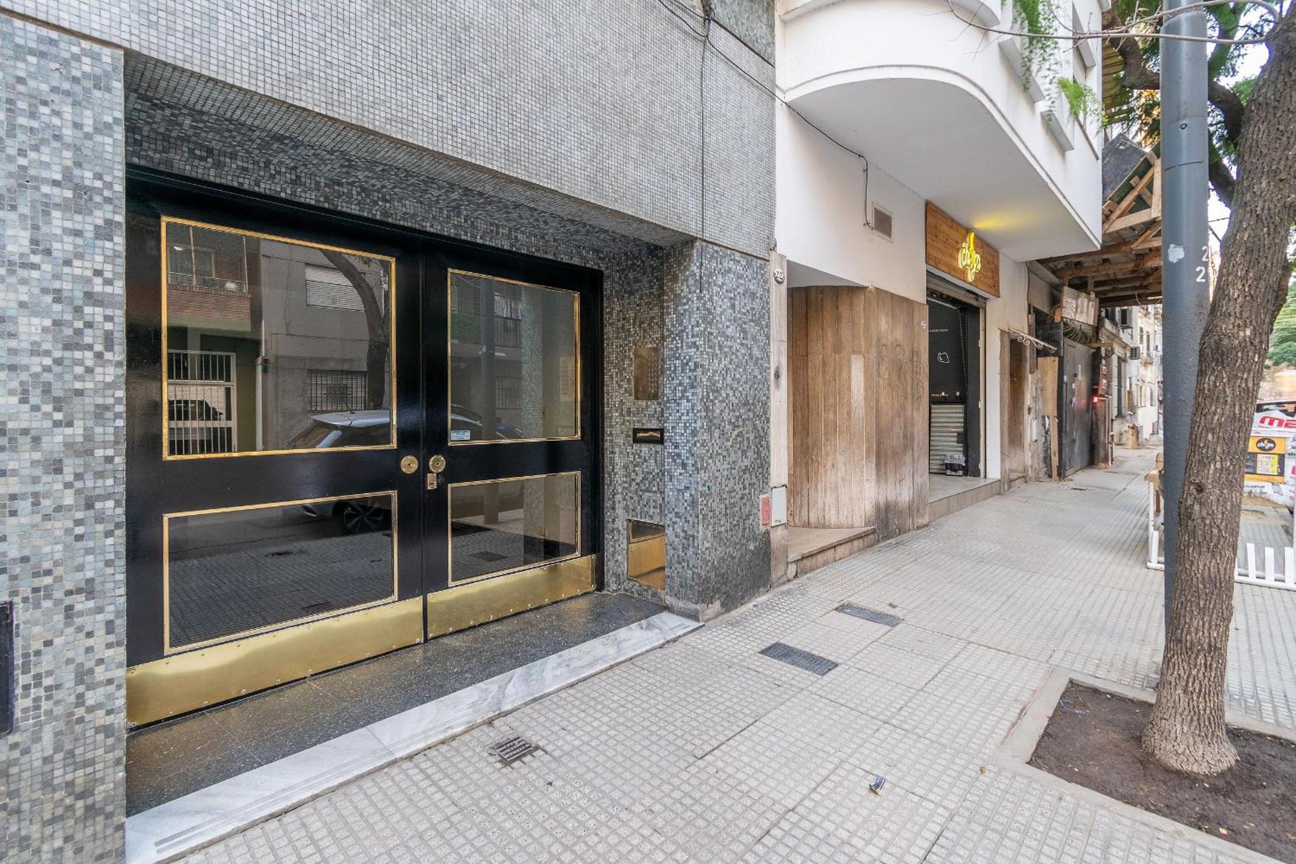 Cozy and bright studio in Recoleta