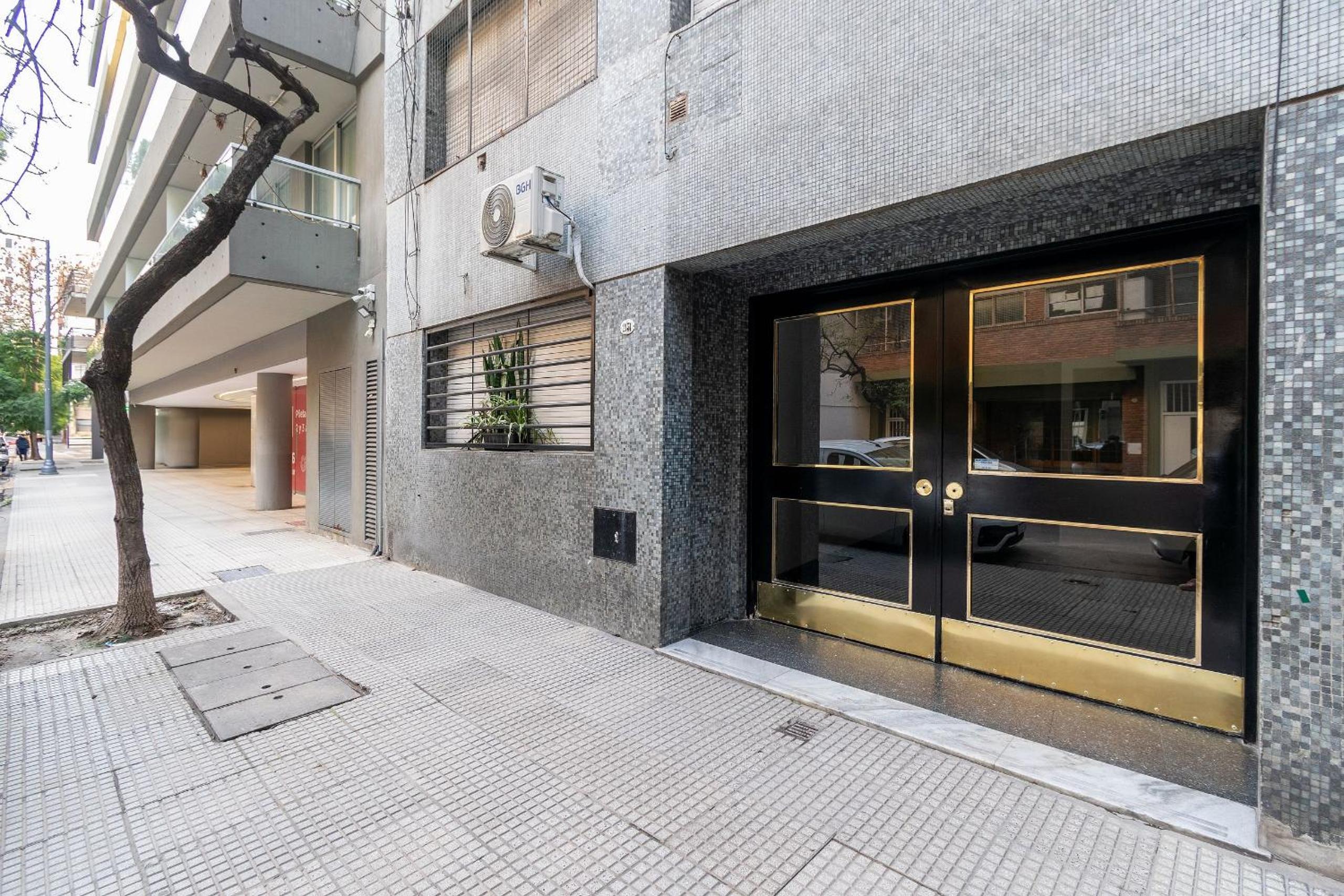 Cozy and bright studio in Recoleta