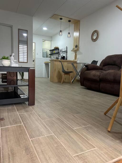Apartamento VillaRegis 3 PB, Zapote, San Jose