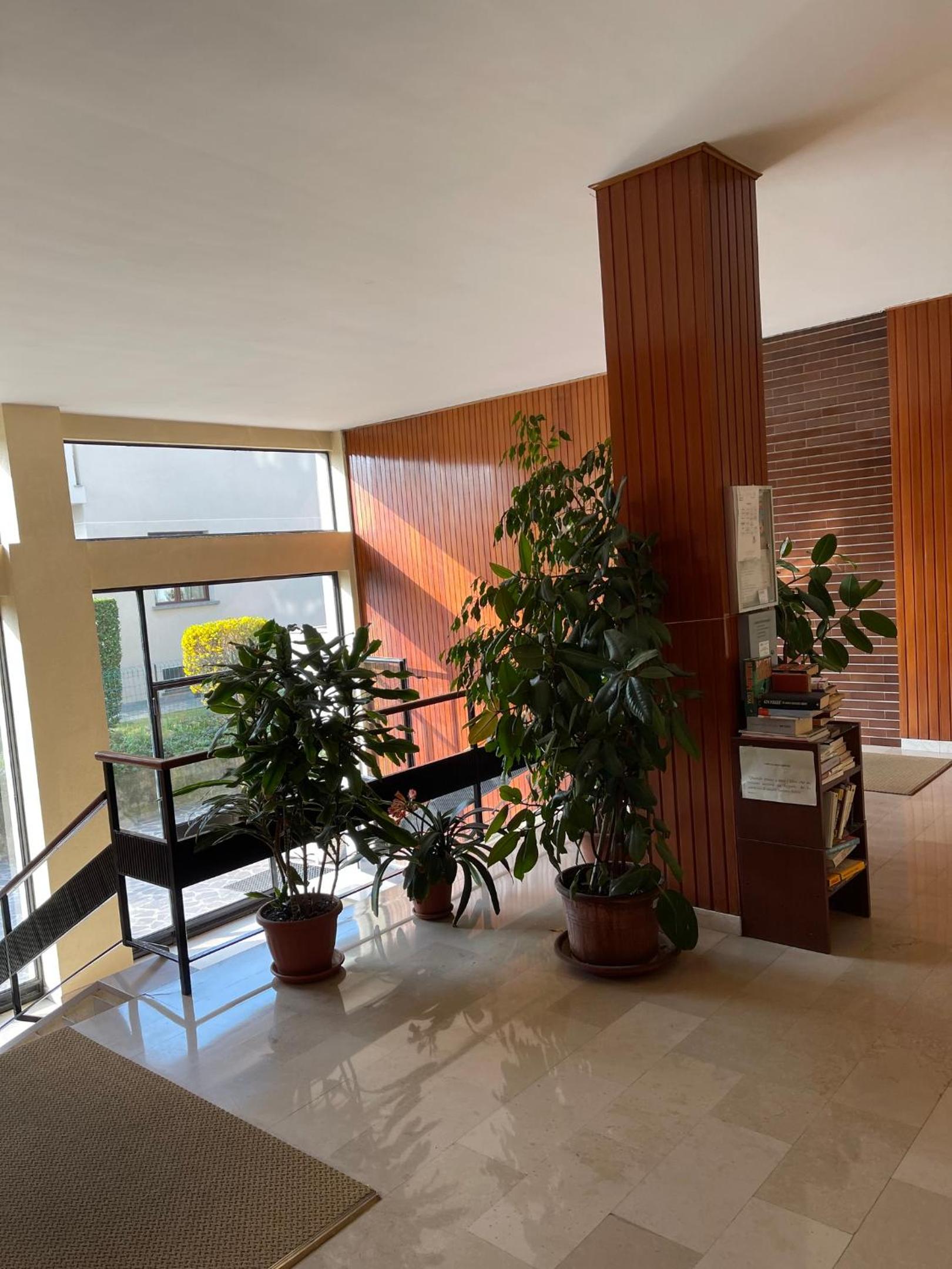 Modern apartment in Monza with terrace 60 m² garden view 5