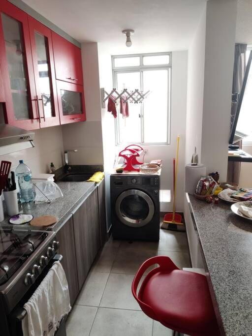 A cute 2 bedroom apartment close to downtown view 5