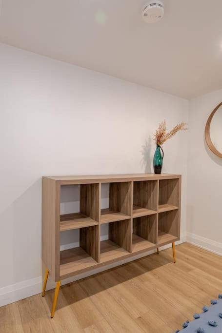 Kitchener Vacations - Luxury New Spacious Apartment - Country Hills, Kitchener - Property Image 27