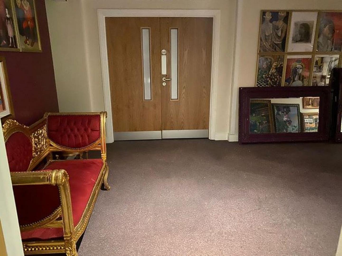 ART APARTMENT