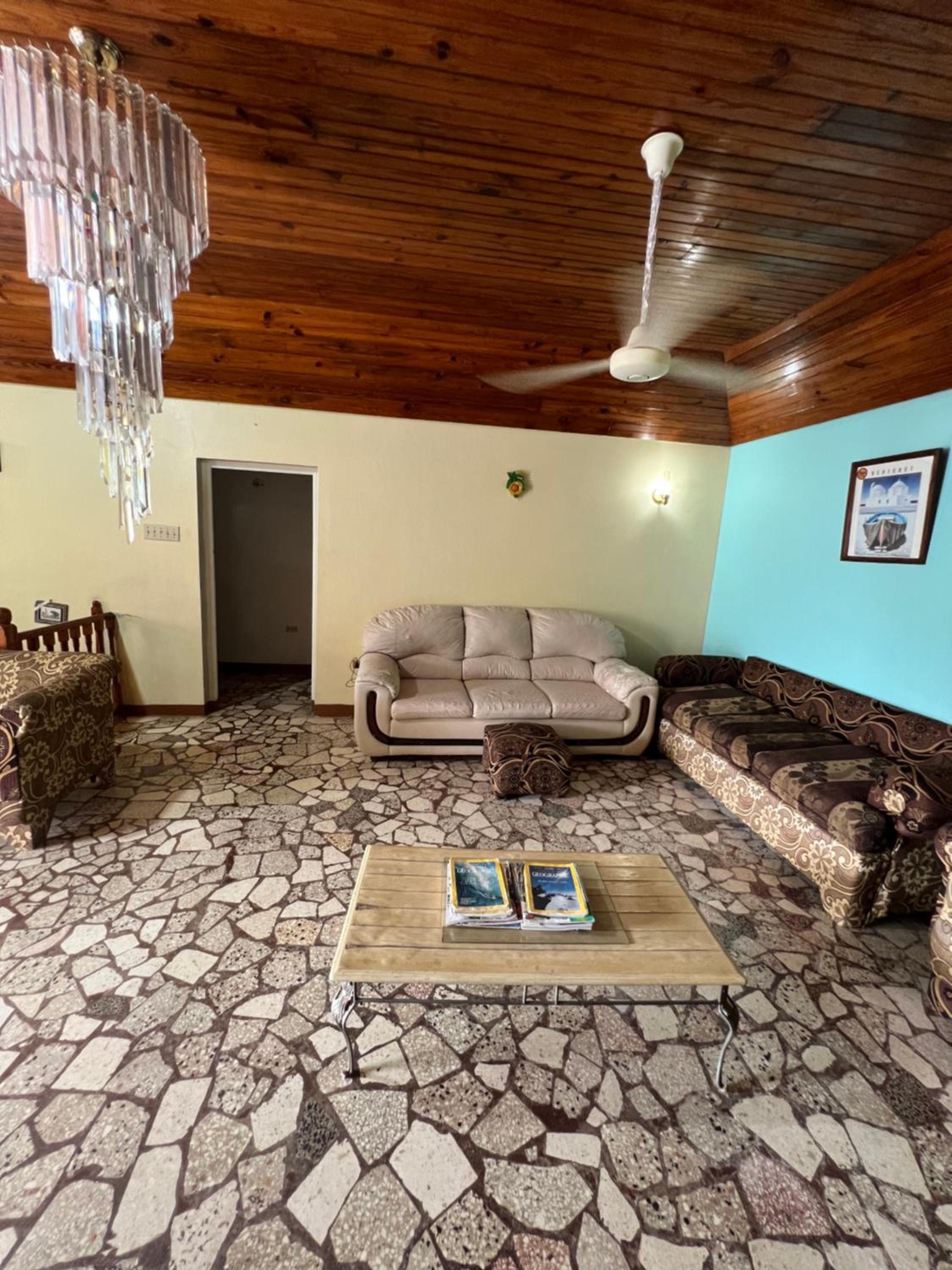 Cozy Family Inn