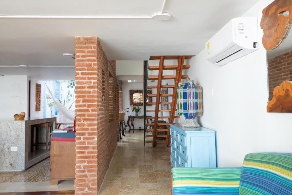 Charming Old City Loft with Jacuzzi!