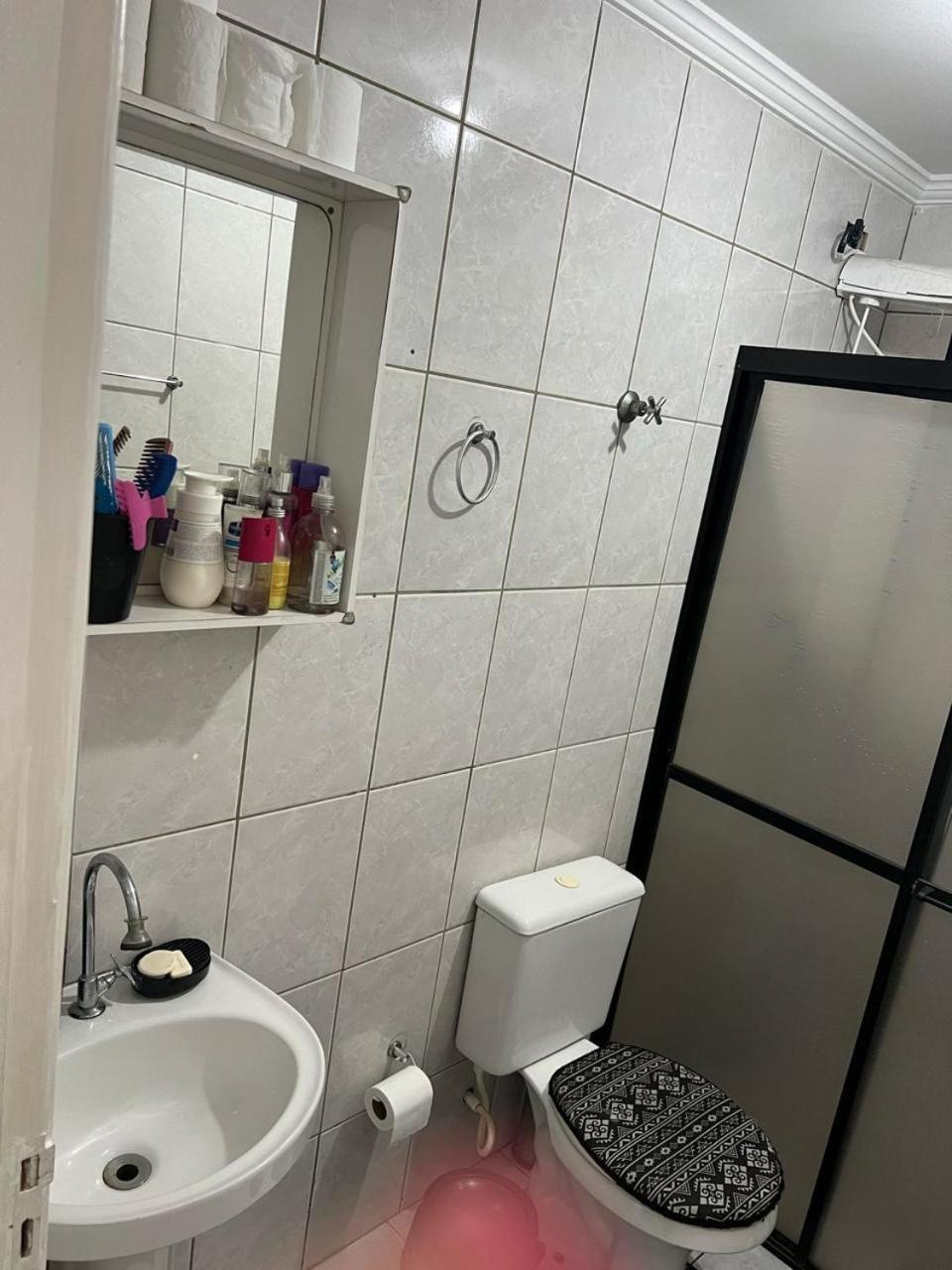50m do Mar, com Piscina apto 1 Dorm Confortável na Ocian