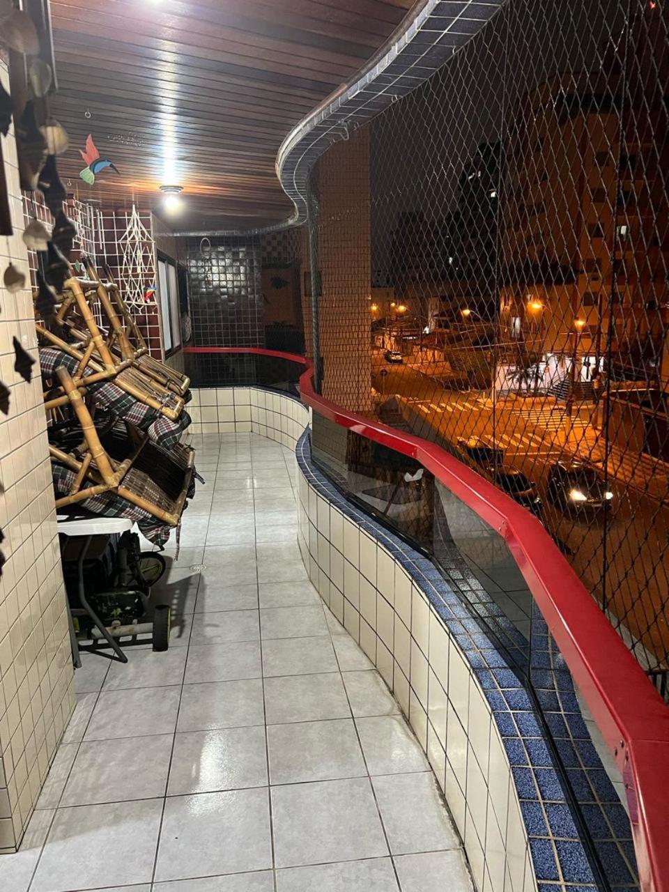 50m do Mar, com Piscina apto 1 Dorm Confortável na Ocian