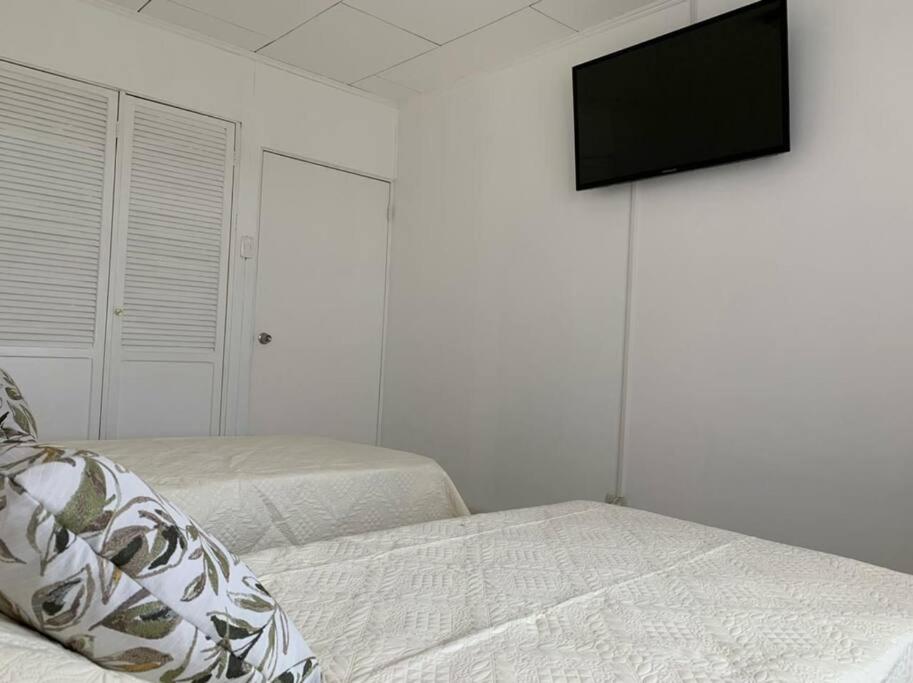 Apartamento VillaRegis 5, Zapote, San Jose