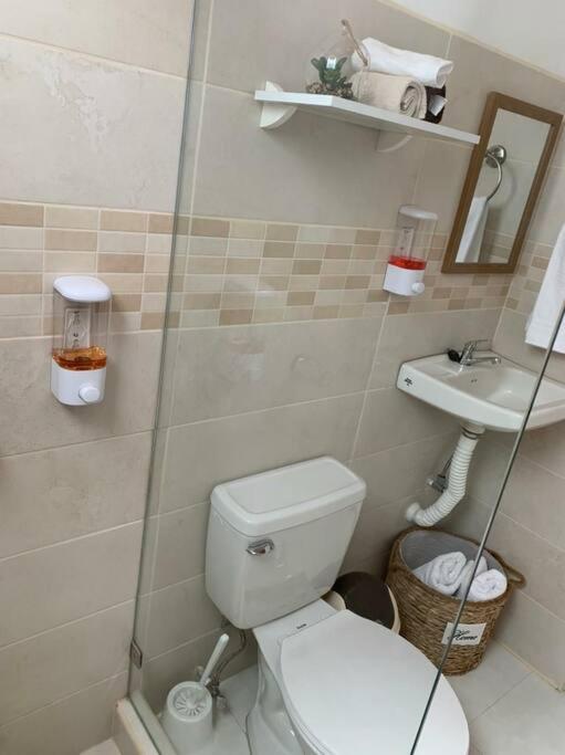 Apartamento VillaRegis 5, Zapote, San Jose