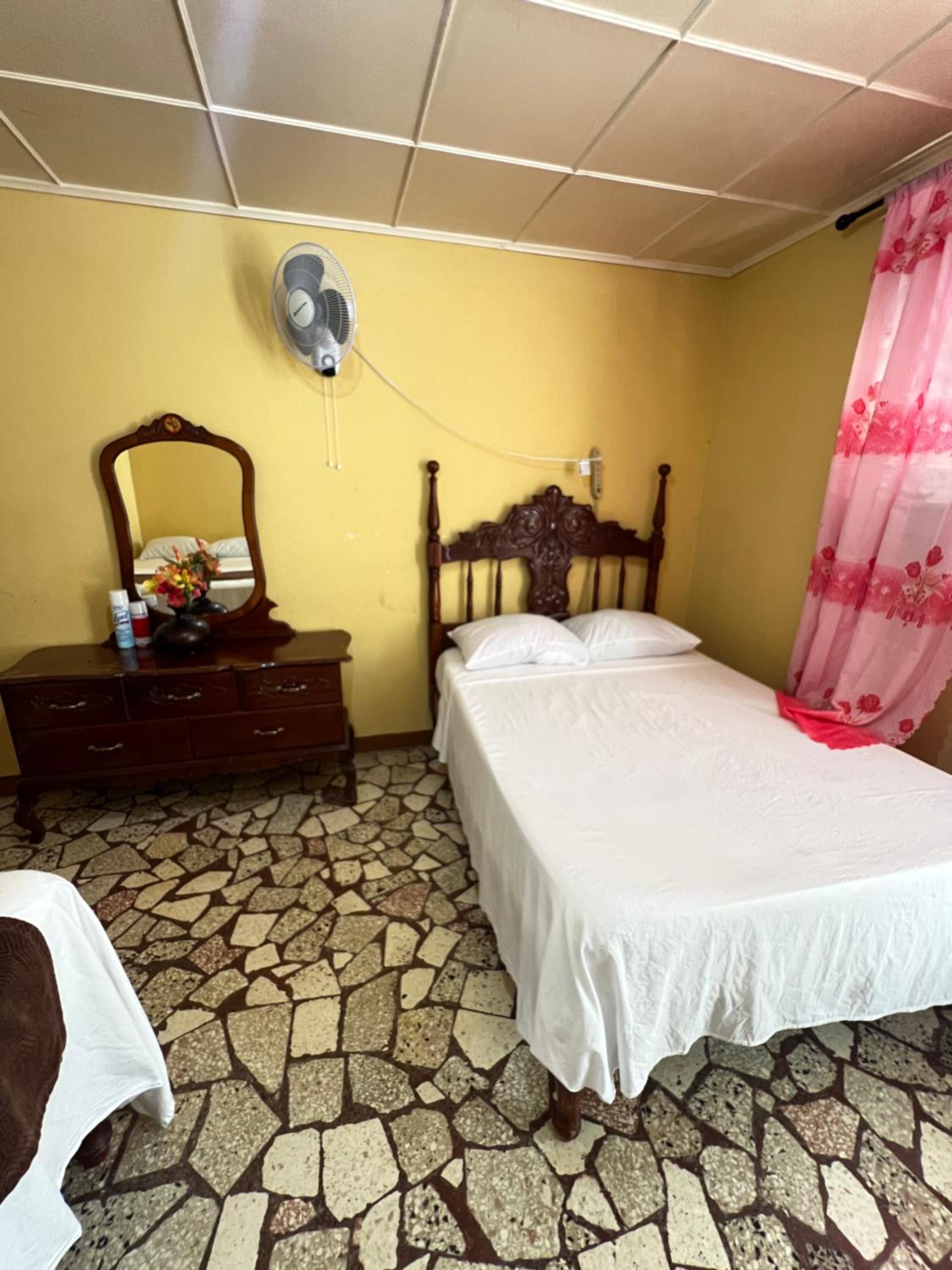 Cozy Family Inn