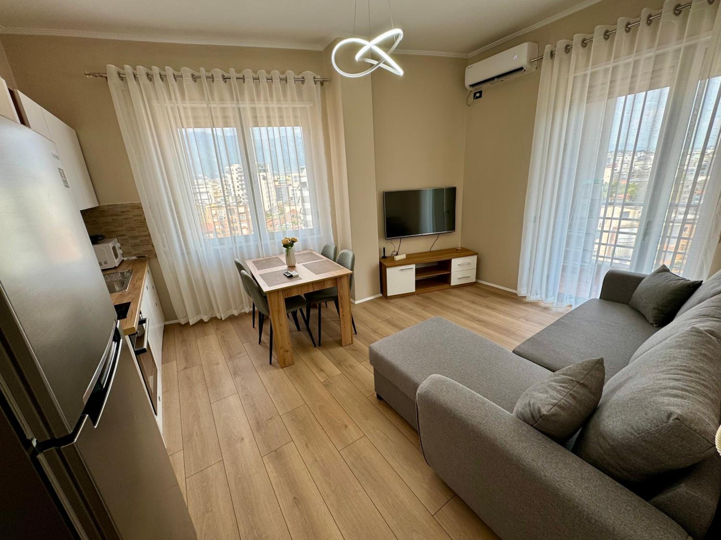 New Bazaar Cozy Apartment 2 Dajti View