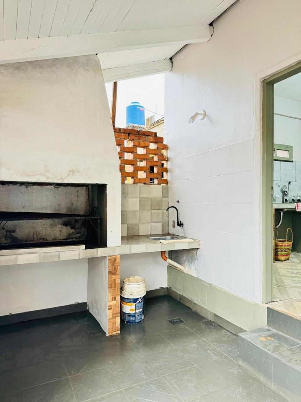 Casa S&G grande con 3 habitaciones, 8 personas, piscina privada, cochera, aire acondicionado, TV, wifi, excelente ubicacion