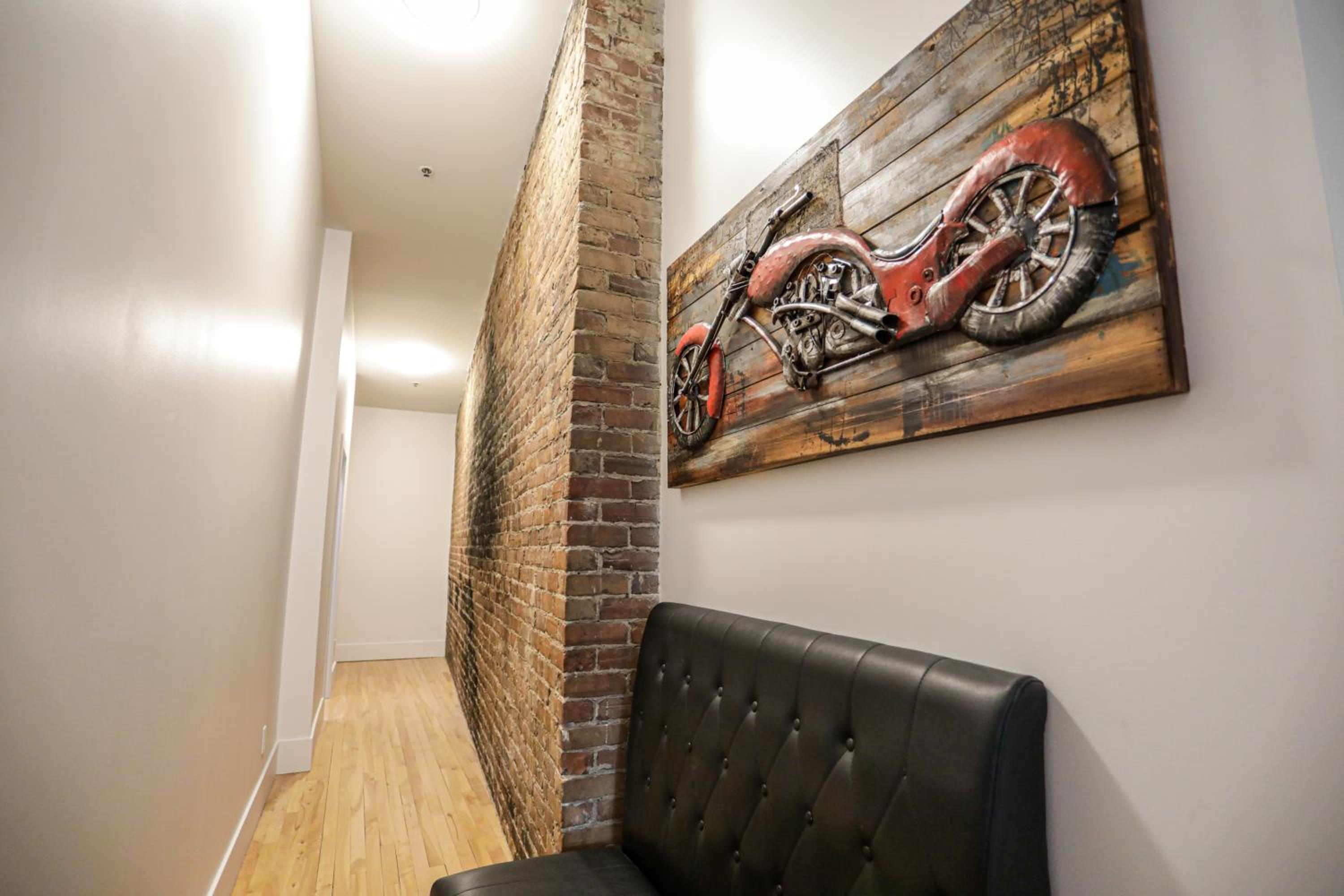 Elegant 1 bedroom apartment in old port - 202