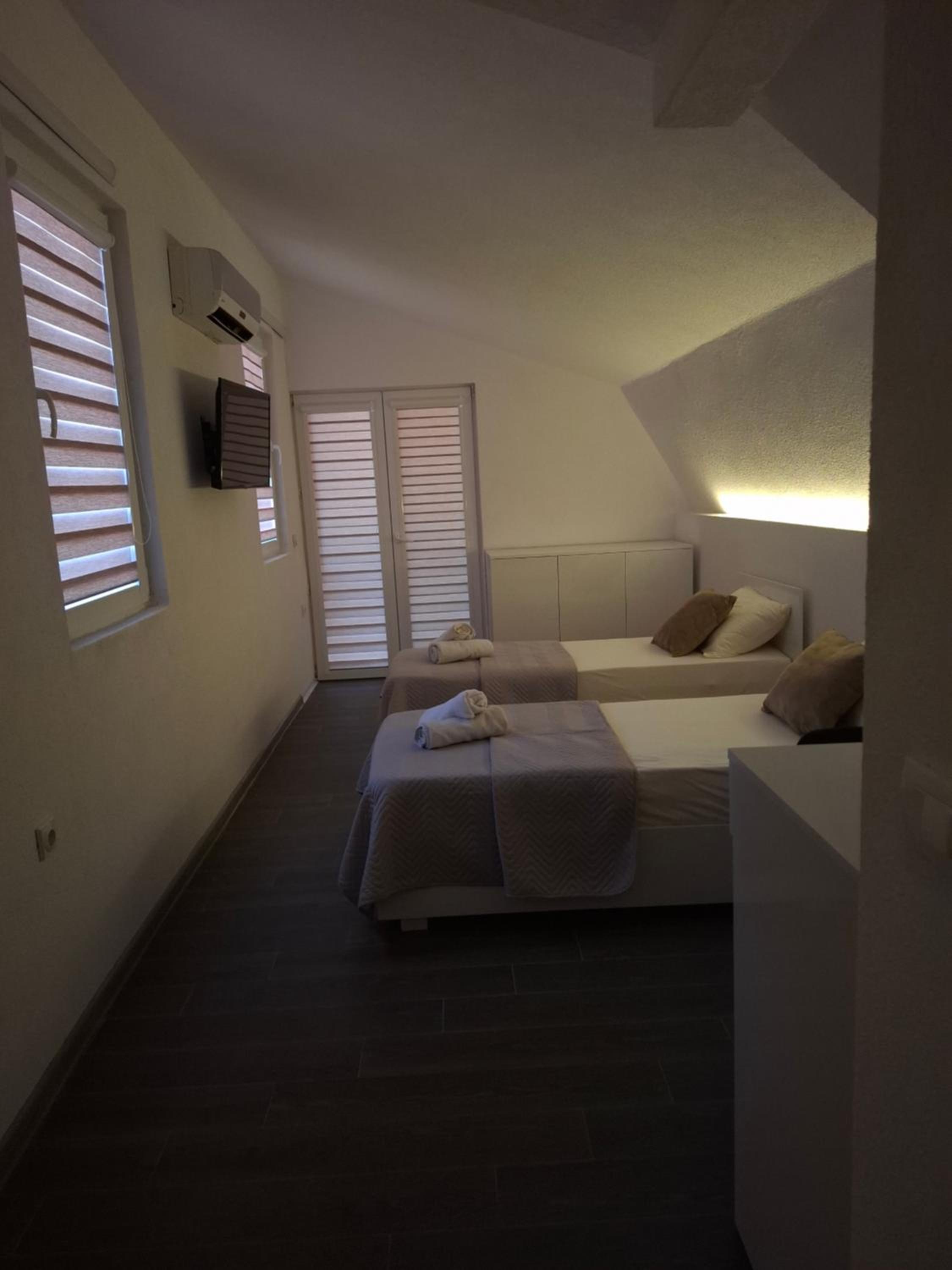 Z&G Apartment