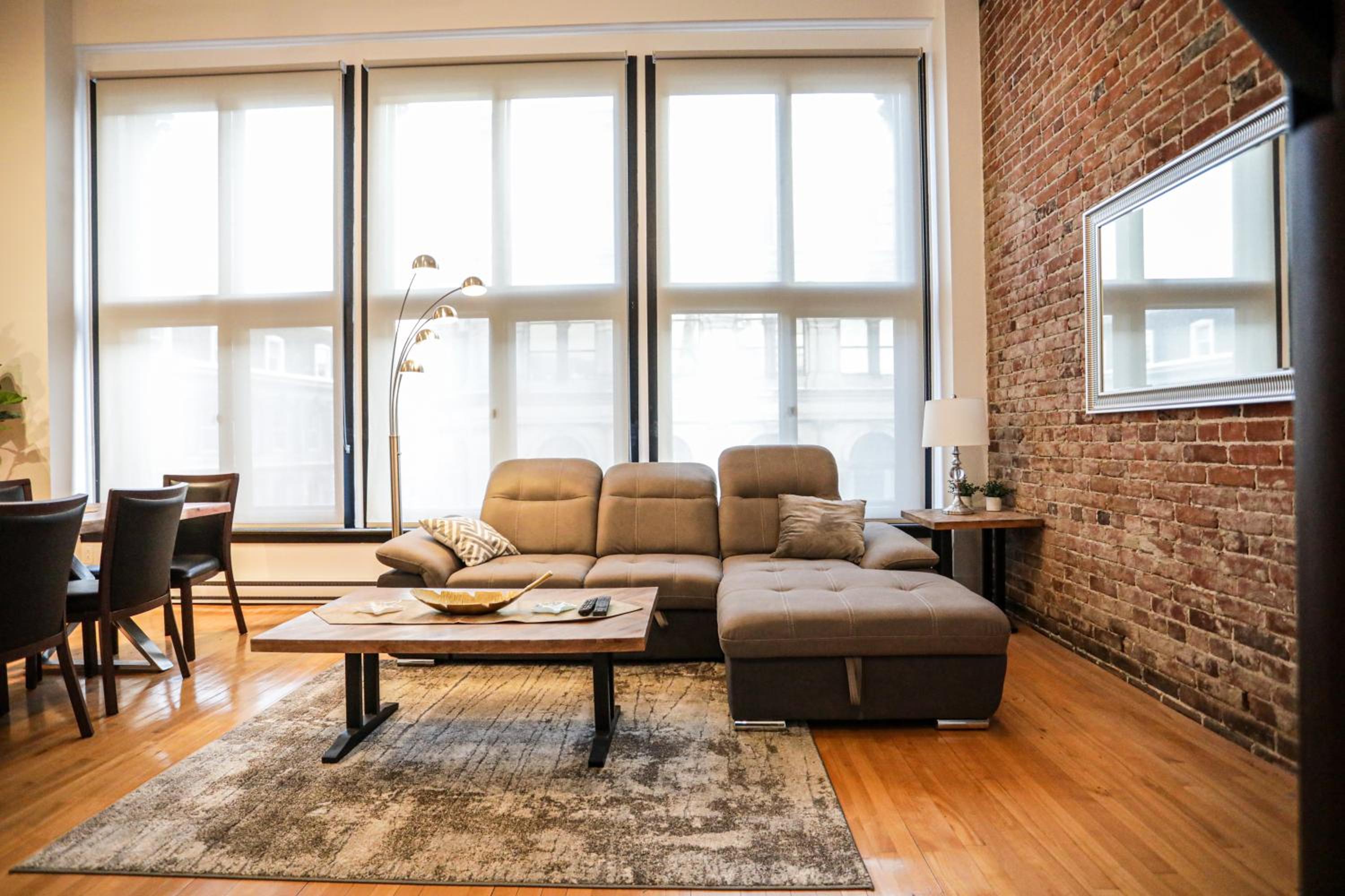 Elegant 1 bedroom apartment in old port - 202