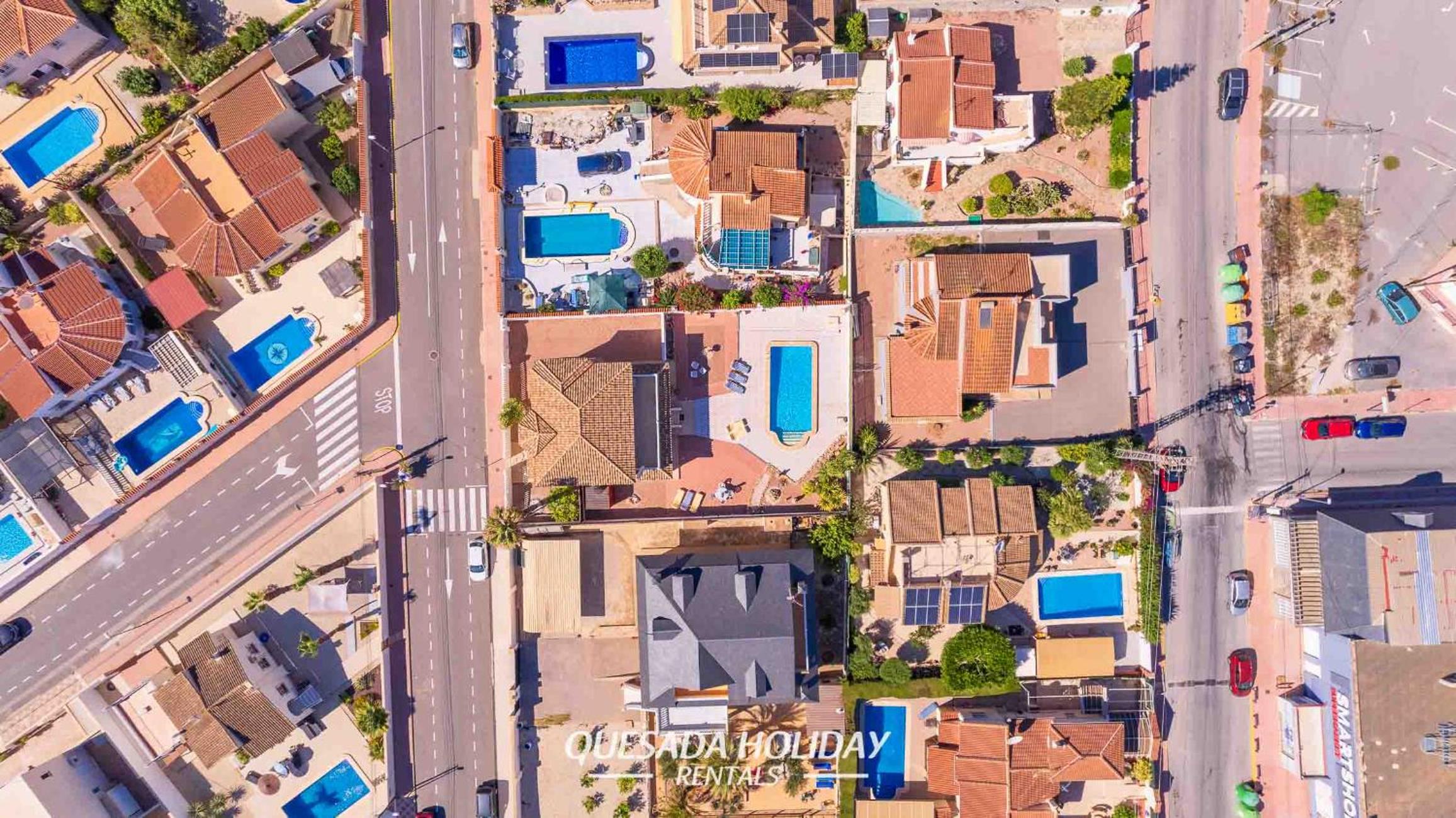 Stunning Central Villa Rosa in Ciudad Quesada Rojales Spacious 4-Bedroom Retreat with Private Pool