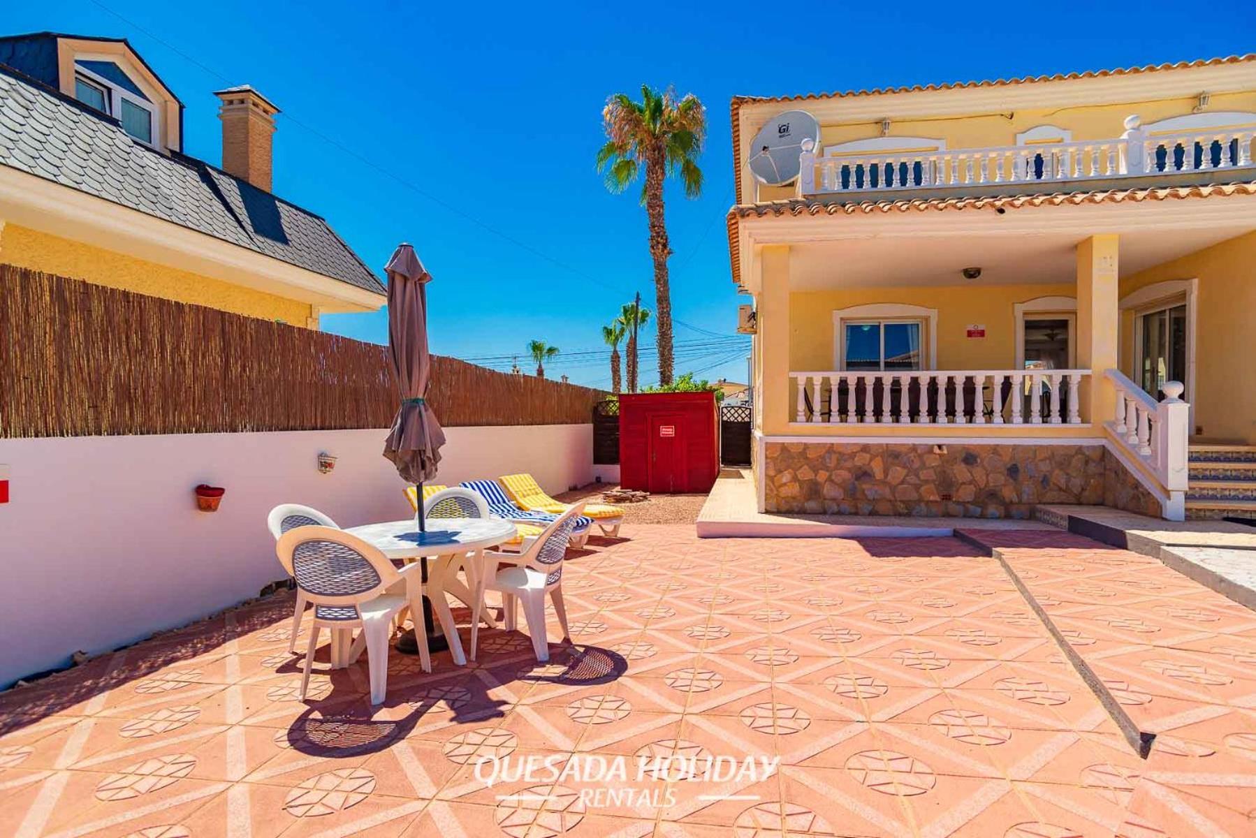 Stunning Central Villa Rosa in Ciudad Quesada Rojales Spacious 4-Bedroom Retreat with Private Pool